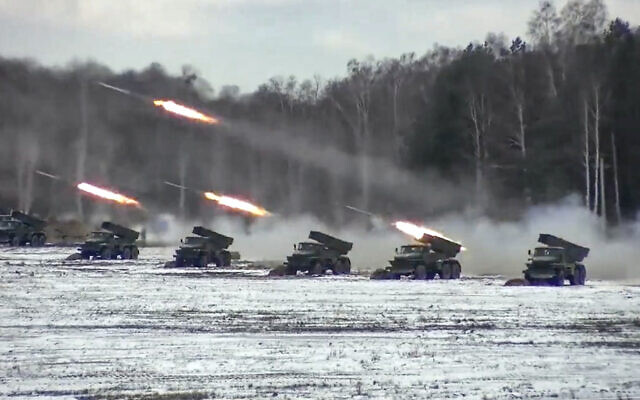 Belarusian and Russian joint military drills